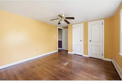 15 Roosevelt Ave, Washington Township, NJ 07865 - Photo 12