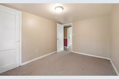 15 Roosevelt Ave, Washington Township, NJ 07865 - Photo 16