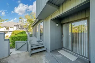 148 Linda Ln, Edison Twp., NJ 08820 - Photo 26