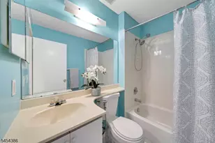 148 Linda Ln, Edison Twp., NJ 08820 - Photo 20