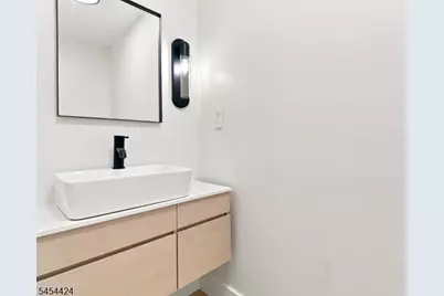 23 Buckingham Rd, West Orange Township, NJ 07052 - Photo 22