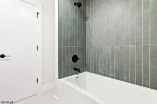 23 Buckingham Rd, West Orange Township, NJ 07052 - Photo 24