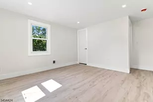 23 Buckingham Rd, West Orange Township, NJ 07052 - Photo 20