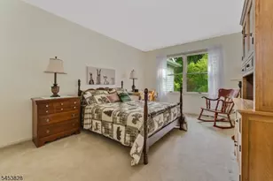 28 Pond Ridge Dr, Clinton, NJ 08809 - Photo 24