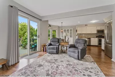 28 Pond Ridge Dr, Clinton, NJ 08809 - Photo 22