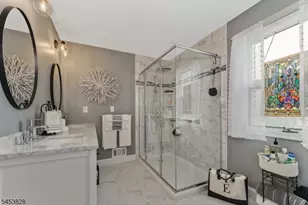 28 Pond Ridge Dr, Clinton, NJ 08809 - Photo 30