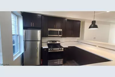 22 Eagle St, Newark, NJ 07102 - Photo 2