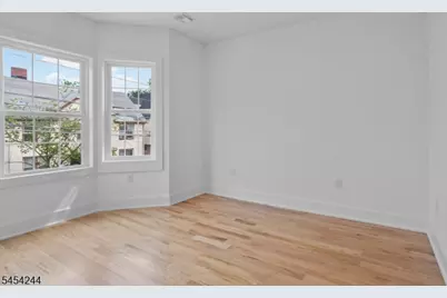 196 Taylor St #2, Orange, NJ 07050 - Photo 8