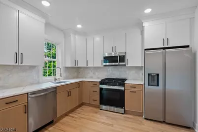 196 Taylor St #2, Orange, NJ 07050 - Photo 2