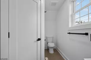 196 Taylor St, Orange, NJ 07050 - Photo 16