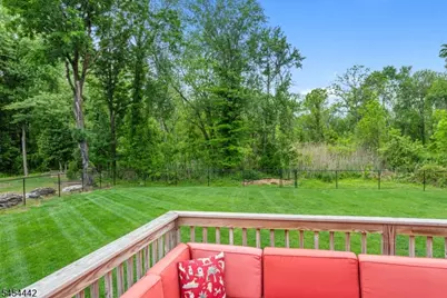 28 Chicjon Ln, East Hanover Township, NJ 07936 - Photo 20