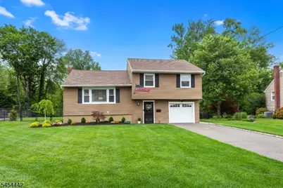 28 Chicjon Ln, East Hanover Township, NJ 07936 - Photo 16