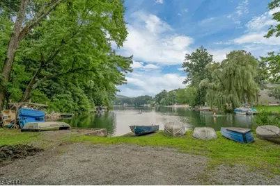 416 Lakeview Ave, Ringwood, NJ 07456 - Photo 24