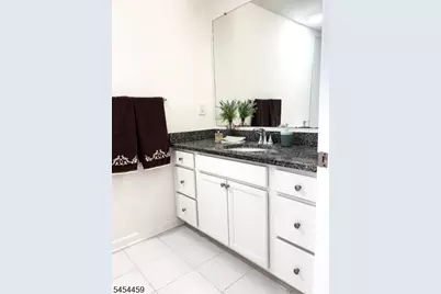 735 Station Rd, Dunellen, NJ 08812 - Photo 24
