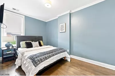 64 Montague Pl, Montclair, NJ 07042 - Photo 8
