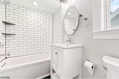 64 Montague Pl, Montclair, NJ 07042 - Photo 10
