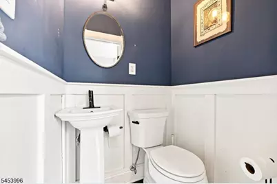 64 Montague Pl, Montclair, NJ 07042 - Photo 4