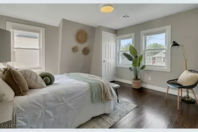 30 Tichenor Pl, Montclair, NJ 07042 - Photo 18