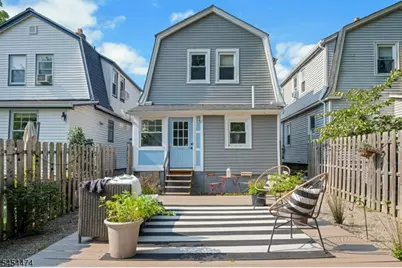 30 Tichenor Pl, Montclair, NJ 07042 - Photo 26