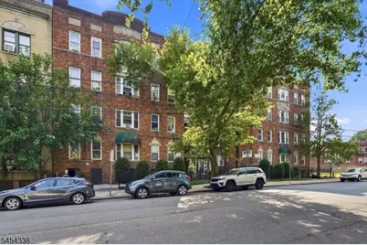 148 Chancellor Ave #B2, Newark, NJ 07112 - Photo 2