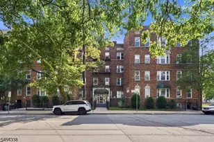 148 Chancellor Ave, Newark, NJ 07112 - Photo 1