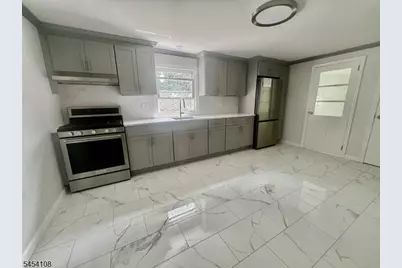 55 E 1st St #2, Clifton, NJ 07011 - Photo 2