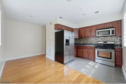 232 Shephard Ave #B6, Newark, NJ 07112 - Photo 2