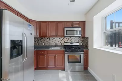232 Shephard Ave #B6, Newark, NJ 07112 - Photo 16