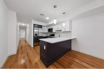 52 James St #3, Newark, NJ 07102 - Photo 2