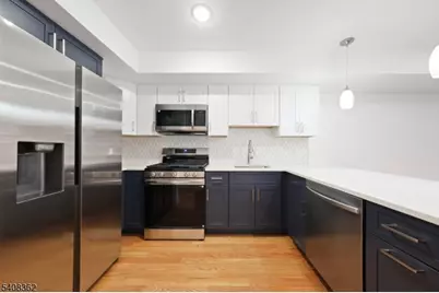 52 James St #3, Newark, NJ 07102 - Photo 4