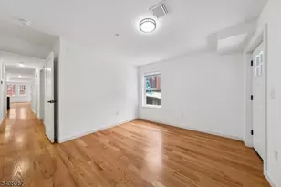 52 James St, Newark, NJ 07102 - Photo 12