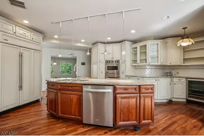 120 Silver Spring Rd, Millburn, NJ 07078 - Photo 10