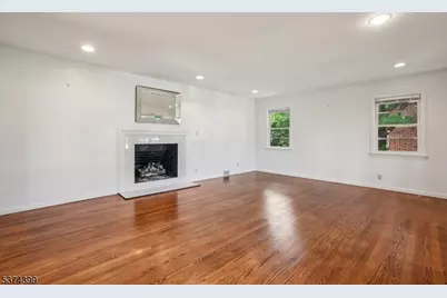 120 Silver Spring Rd, Millburn, NJ 07078 - Photo 6
