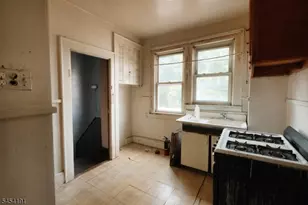 1 Western Pkwy, Irvington, NJ 07111 - Photo 16
