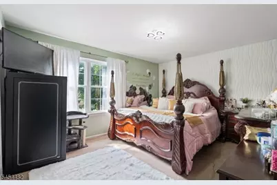 725 S 19th St, Newark, NJ 07103 - Photo 8