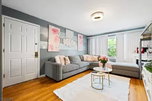 725 S 19th St, Newark, NJ 07103 - Photo 2
