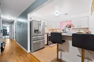 725 S 19th St, Newark, NJ 07103 - Photo 4