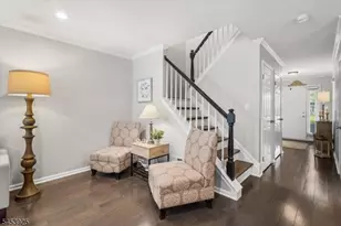 404 Timberbrooke Dr, Bedminster Township, NJ 07921 - Photo 10