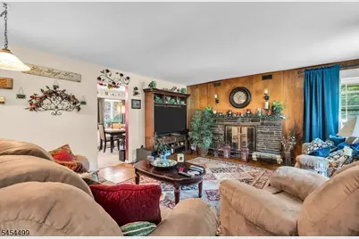 221 Ohio Ave, Pohatcong Township, NJ 08865 - Photo 6