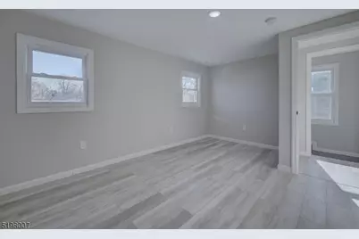 259 N Center St #2, Orange, NJ 07050 - Photo 32