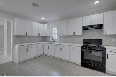 259 N Center St #2, Orange, NJ 07050 - Photo 16