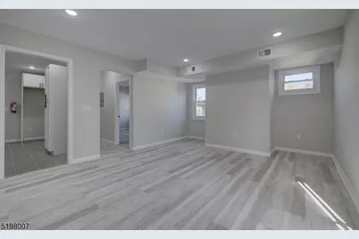 259 N Center St #2, Orange, NJ 07050 - Photo 14