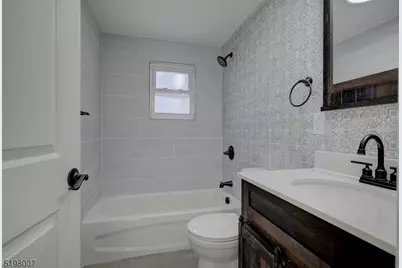 259 N Center St #2, Orange, NJ 07050 - Photo 28