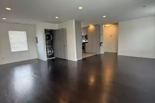 77 Jefferson Pl, Totowa, NJ 07512 - Photo 2