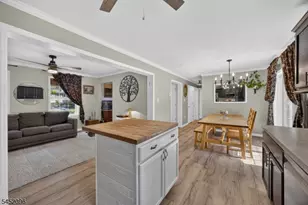 49 Lonaconing Rd, Vernon, NJ 07422 - Photo 4