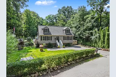 49 Lonaconing Rd, Vernon, NJ 07422 - Photo 2