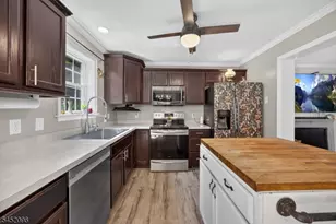 49 Lonaconing Rd, Vernon, NJ 07422 - Photo 6