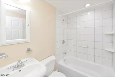 50 May St #112, Hawthorne, NJ 07506 - Photo 10