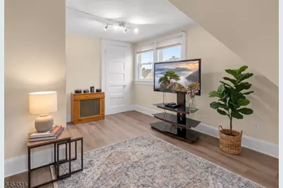 558 Argyle Ave #2, Orange, NJ 07050 - Photo 14