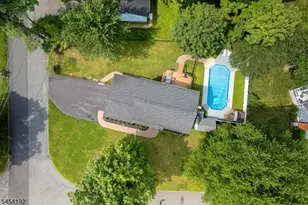 4 W Circuit Dr, Roxbury Township, NJ 07876 - Photo 40